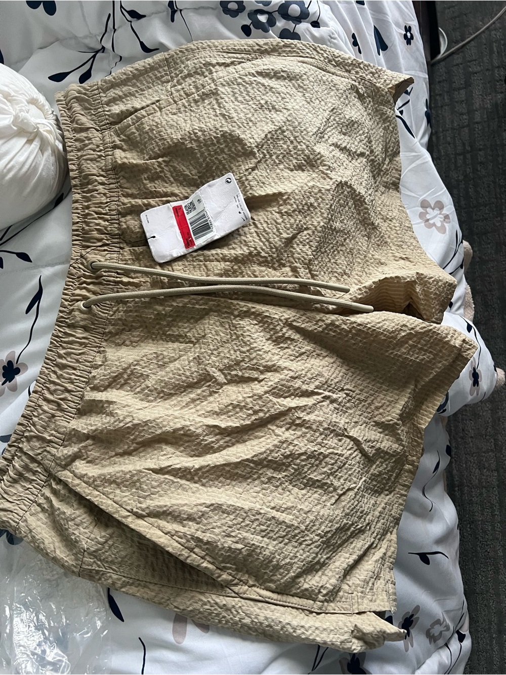 Men's Nike Dri Fit 5" seersucker shorts